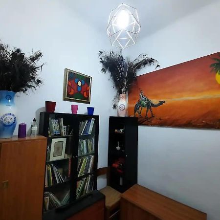 Private Room In A Quiet Apartment In The City Center ミラノ エクステリア 写真
