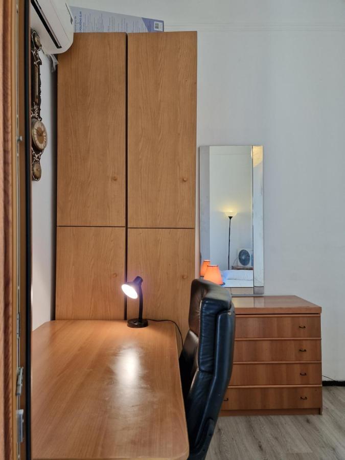 Private Room In A Quiet Apartment In The City Center ミラノ エクステリア 写真
